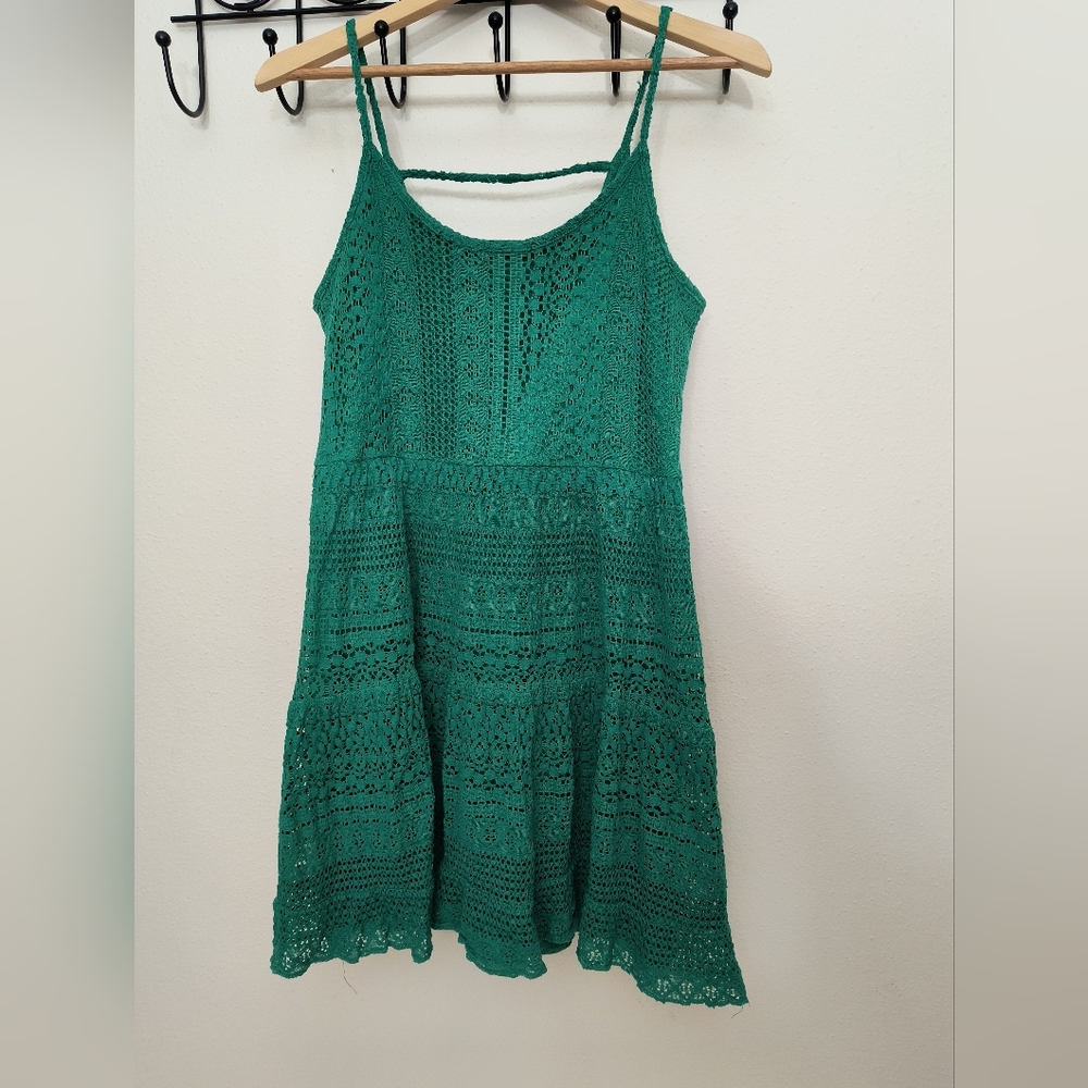 Crocheted mini dress w/lining